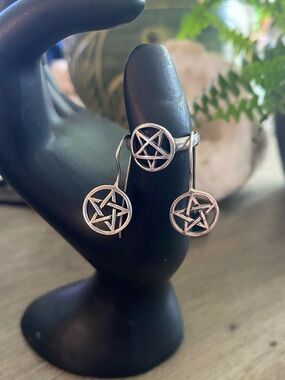Vintage Salem Sterling Silver Star Pentagram Ring and Earrings Set